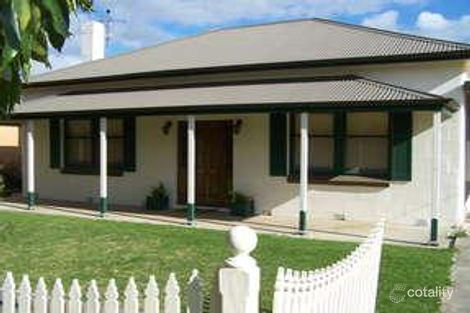 18 Julian St, Penola, SA 5277