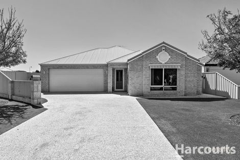 Property photo of 53 Mariners Cove Drive Dudley Park WA 6210