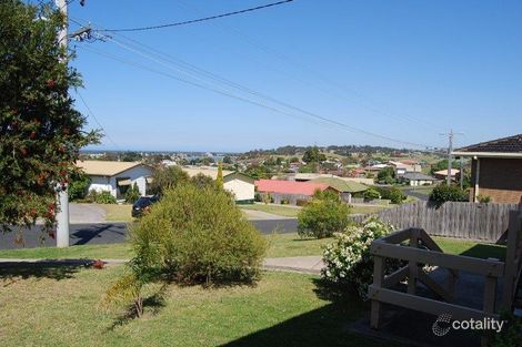 Property photo of 16 Lakeview Drive Lakes Entrance VIC 3909