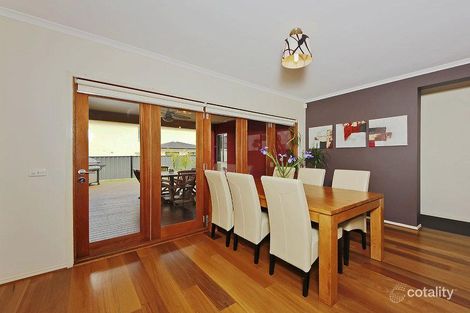 Property photo of 5 Snowden Place Roxburgh Park VIC 3064