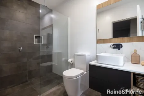 Property photo of 4/24 New Street Ulladulla NSW 2539