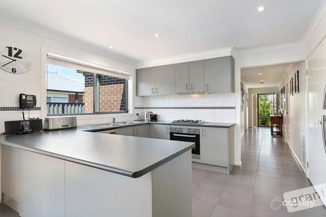 Property photo of 11 Windermere Boulevard Pakenham VIC 3810