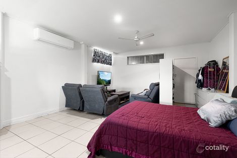Property photo of 66 Wynnum North Road Wynnum QLD 4178