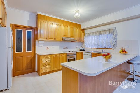 Property photo of 7 Liddicoat Court Taylors Lakes VIC 3038