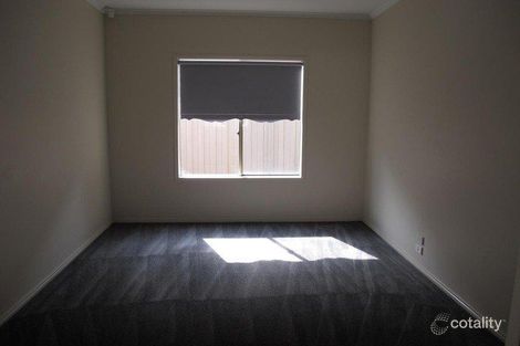 Property photo of 4 Cobaw Circuit Caroline Springs VIC 3023