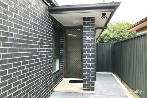 Property photo of 39 Weir Crescent Lurnea NSW 2170