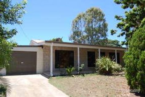 20 Palm Ct, Moore Park Beach, QLD 4670