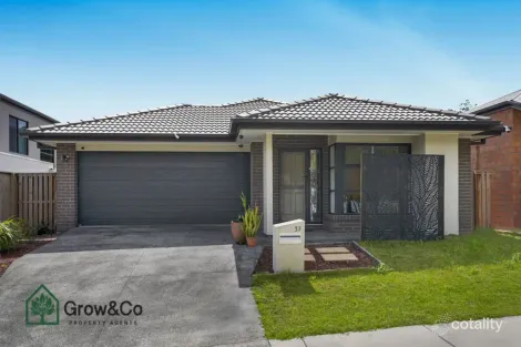 Property photo of 37 Flinders Drive Yarrabilba QLD 4207