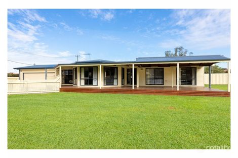 286 Clarence St, Lavington, NSW 2641