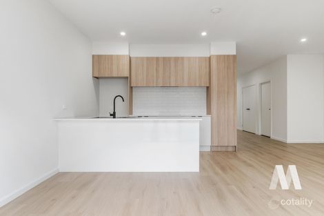 704 Grand Bvd, Mickleham, VIC 3064