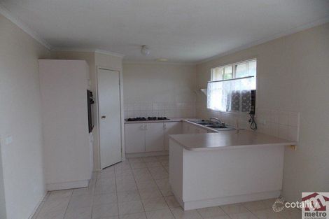 Property photo of 1 Joyce Street Cranbourne West VIC 3977