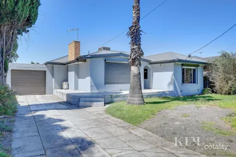 17 Bushfield Cres, Coolaroo, VIC 3048