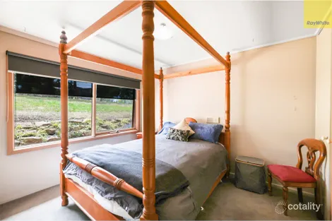 Property photo of 5 Bushby Court Darley VIC 3340