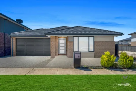 5 Yellowstone Dr, Truganina, VIC 3029