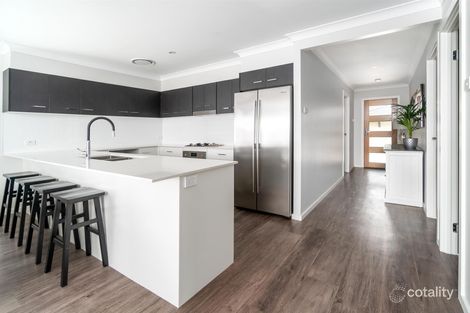 Property photo of 51 Broomfield Crescent Hunterview NSW 2330