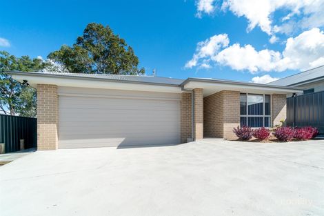 Property photo of 51 Broomfield Crescent Hunterview NSW 2330