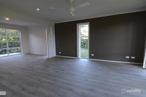 Property photo of 1 Aqua Crescent Redland Bay QLD 4165