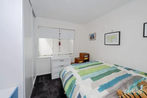 Property photo of 4 Curtin Grove Mount Tarcoola WA 6530