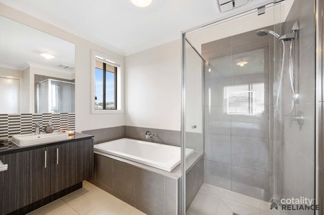Property photo of 19 Wonnangatta Crescent Weir Views VIC 3338