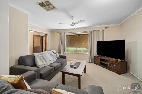 Property photo of 2 Harbison Avenue Numurkah VIC 3636