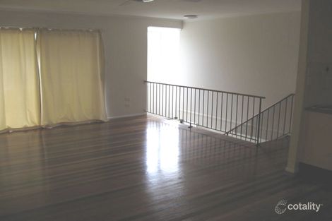 Property photo of 15 Emblem Street Jamboree Heights QLD 4074