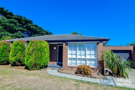 Property photo of 8 Bemersyde Drive Berwick VIC 3806