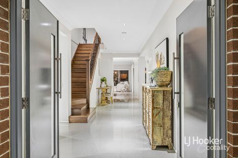Property photo of 14 Skoda Circuit Point Cook VIC 3030