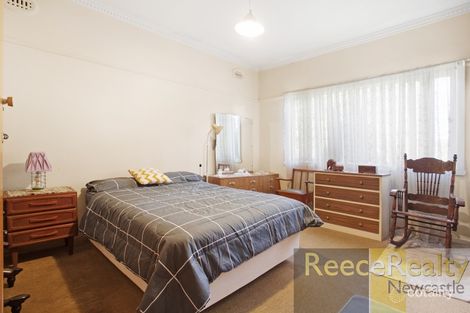 Property photo of 28 Delauret Square Waratah West NSW 2298