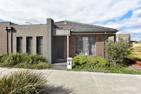 Property photo of 12 Lehmann Walk Epping VIC 3076