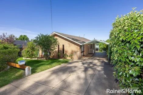 56 Mimosa Dr, Mount Austin, NSW 2650