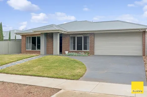 Property photo of 36 Blossom Drive Epsom VIC 3551