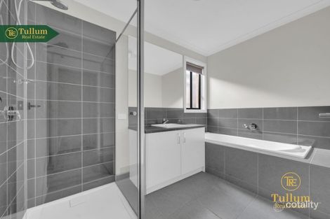 Property photo of 29 Garrard Crescent Clyde VIC 3978