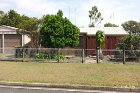 1 Howlett St, Urangan, QLD 4655