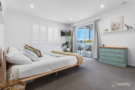 Property photo of 38 Second Avenue Sandgate QLD 4017