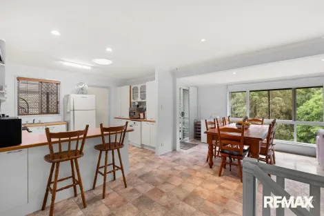 Property photo of 145 Panorama Drive Rosemount QLD 4560