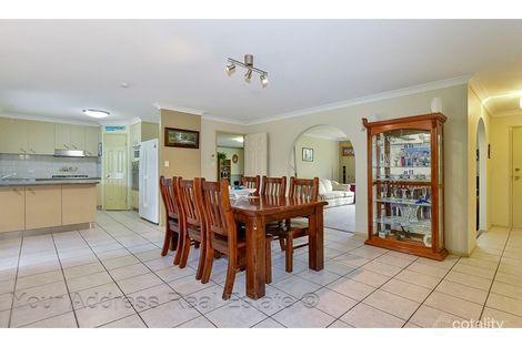 Property photo of 43 Benjamina Circuit Regents Park QLD 4118