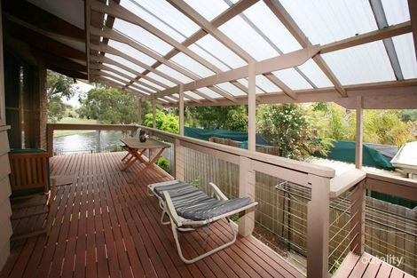 18 Bridgewater Way, Rowville, VIC 3178