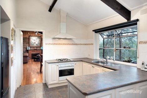 Property photo of 25 Lawanna Drive Templestowe VIC 3106