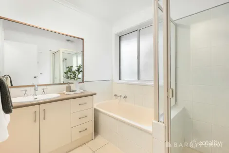 Property photo of 8/59-61 Hewish Road Croydon VIC 3136