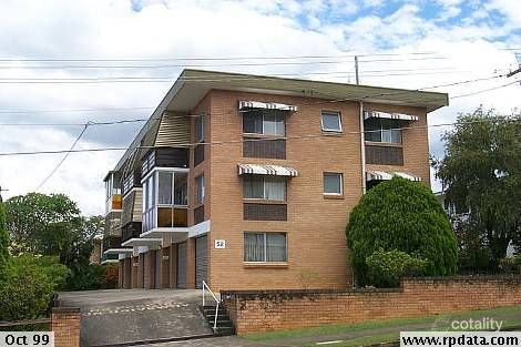 Property photo of 2/52 Berrima Street Wynnum QLD 4178