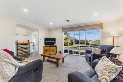 Property photo of 4 Anthony Place Langwarrin VIC 3910