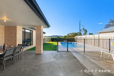 Property photo of 25 Kelly Circle Rutherford NSW 2320