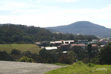 17 Plumwood Cres, Cordeaux Heights, NSW 2526