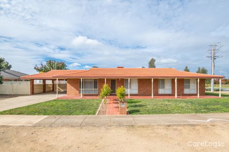 Property photo of 85 Kialla Lakes Drive Kialla VIC 3631