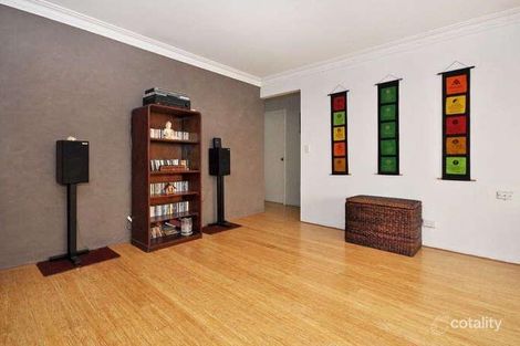 Property photo of 23 Gambia Way Beldon WA 6027