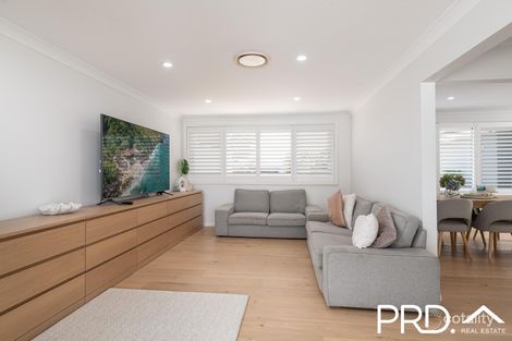 Property photo of 10 Lille Place Milperra NSW 2214