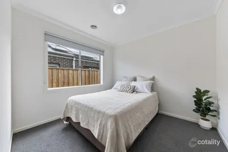 Property photo of 7 Lucid Crescent Clyde VIC 3978