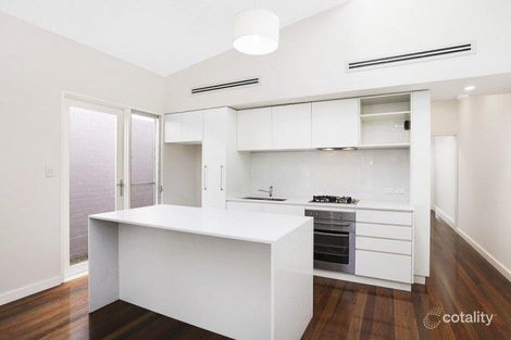 Property photo of 26 Mill Hill Road Bondi Junction NSW 2022