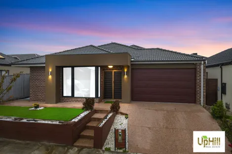 77 Everard Ave, Clyde North, VIC 3978