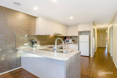 Property photo of 1/30 East Gateway Wyndham Vale VIC 3024